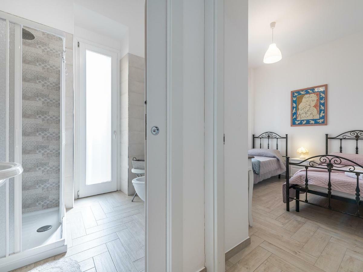 Casa Bear Apartment Каляри Екстериор снимка