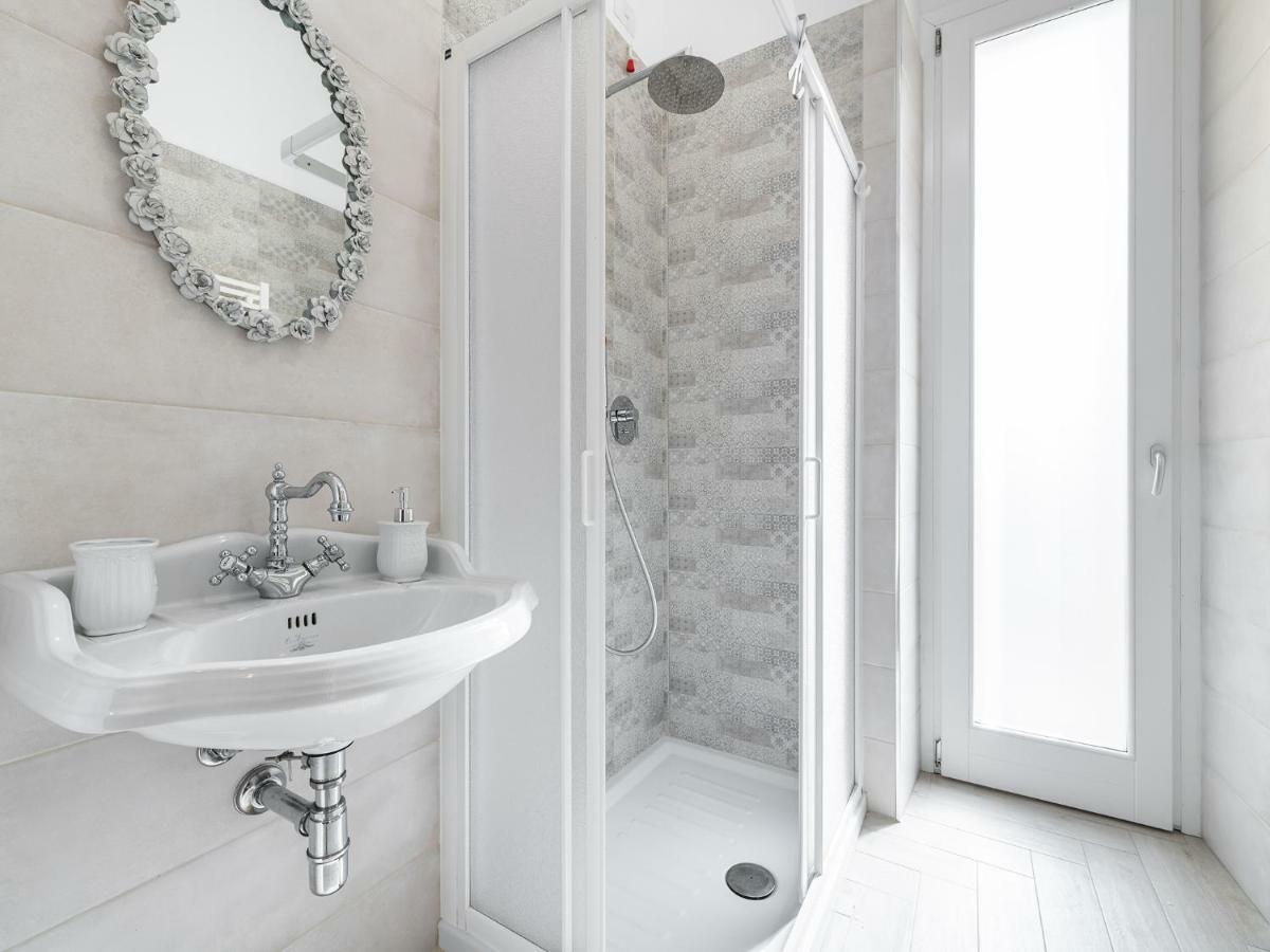 Casa Bear Apartment Каляри Екстериор снимка