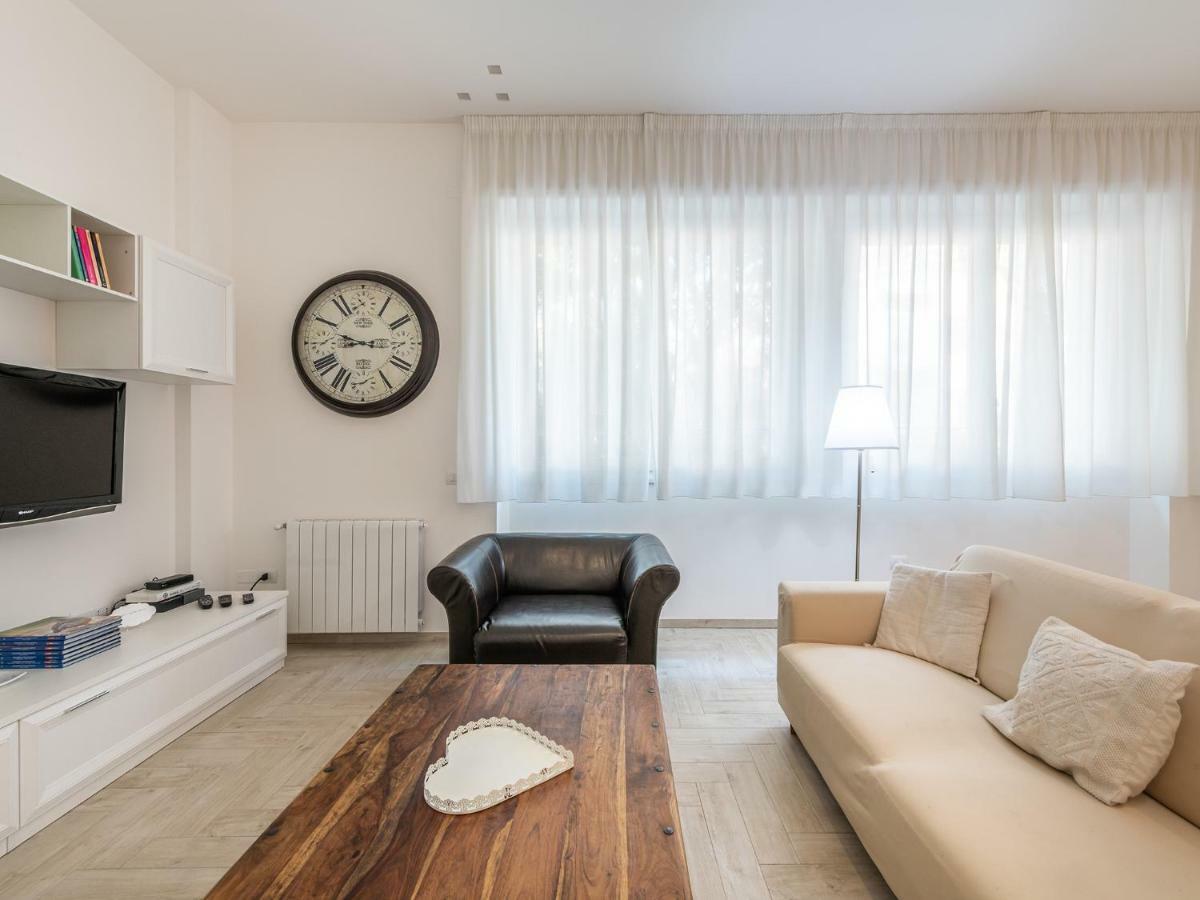 Casa Bear Apartment Каляри Екстериор снимка