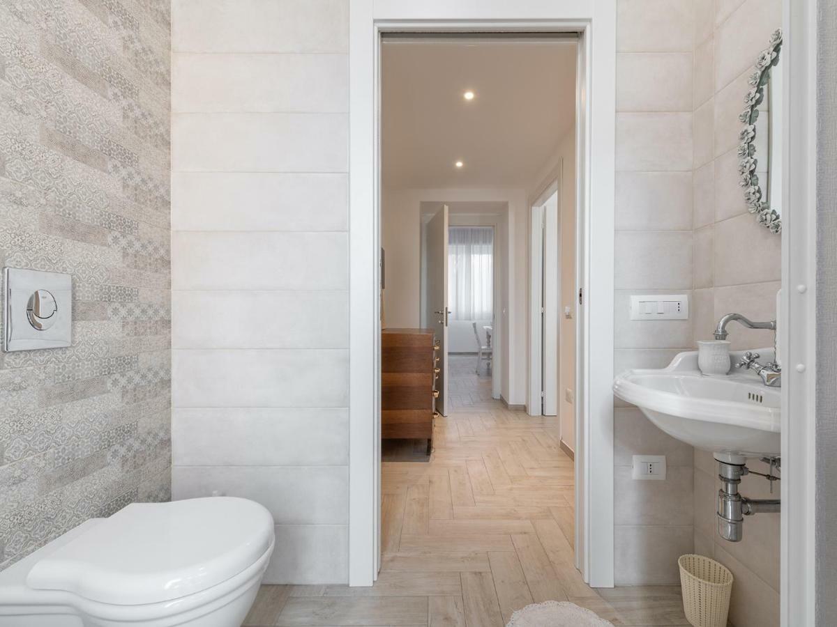 Casa Bear Apartment Каляри Екстериор снимка