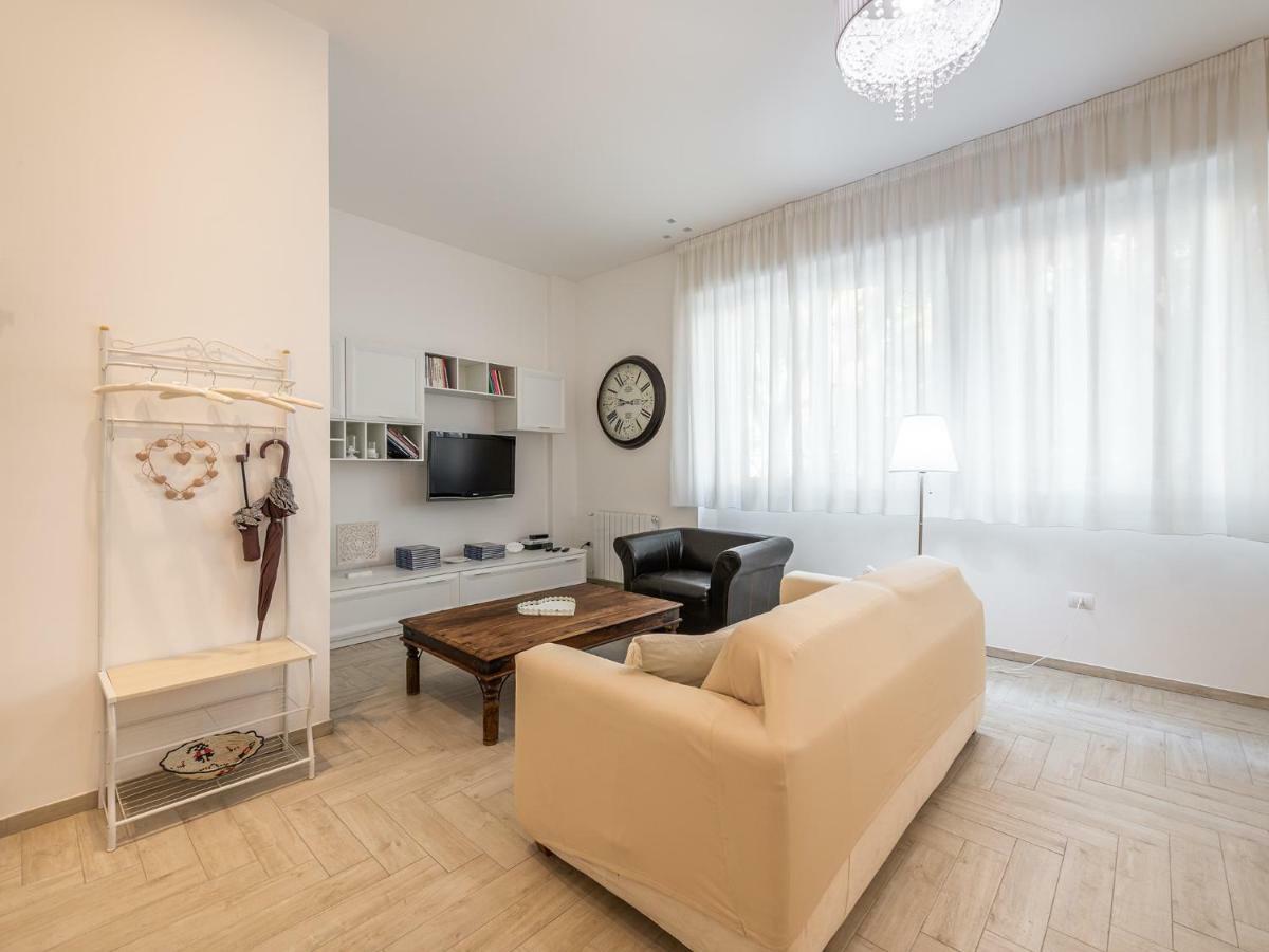 Casa Bear Apartment Каляри Екстериор снимка