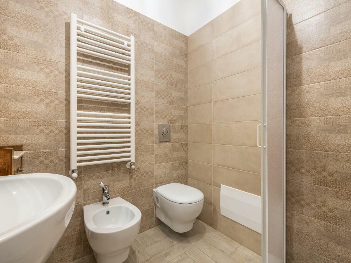 Casa Bear Apartment Каляри Екстериор снимка